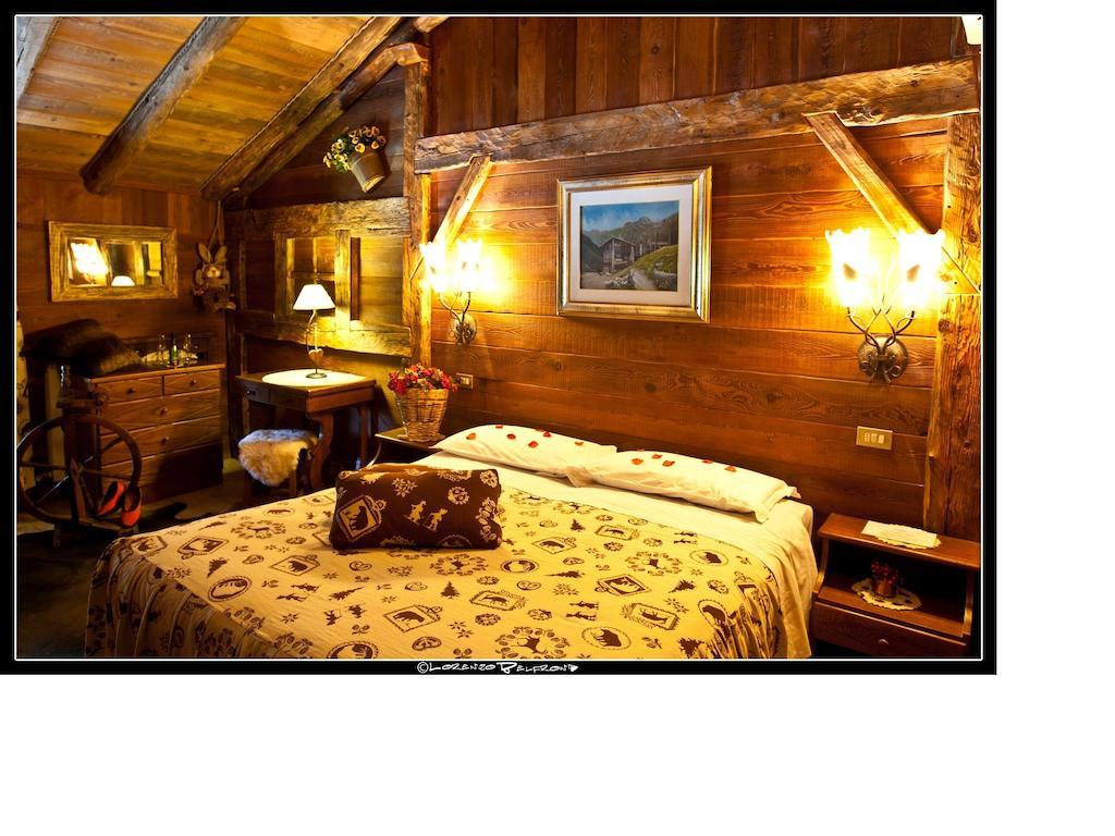 Hotel La Jolie Bergere 3*