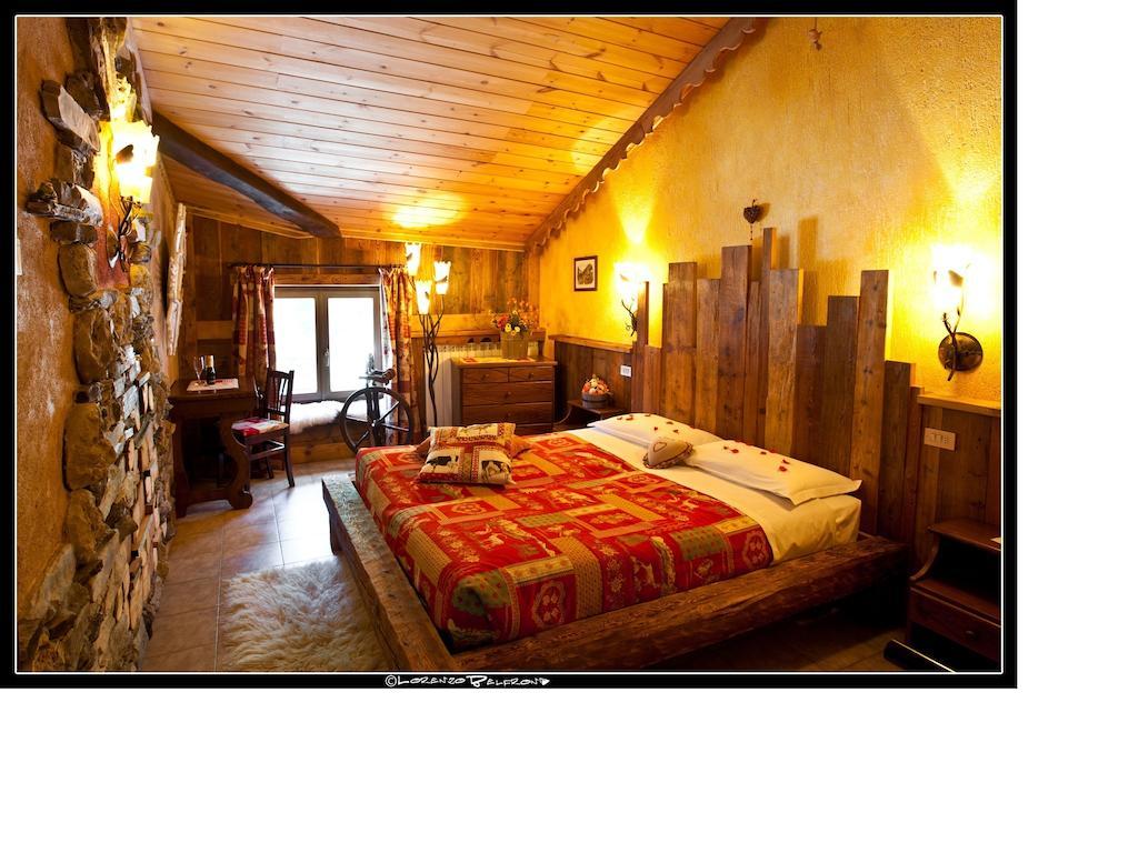 Hotel La Jolie Bergere 3*