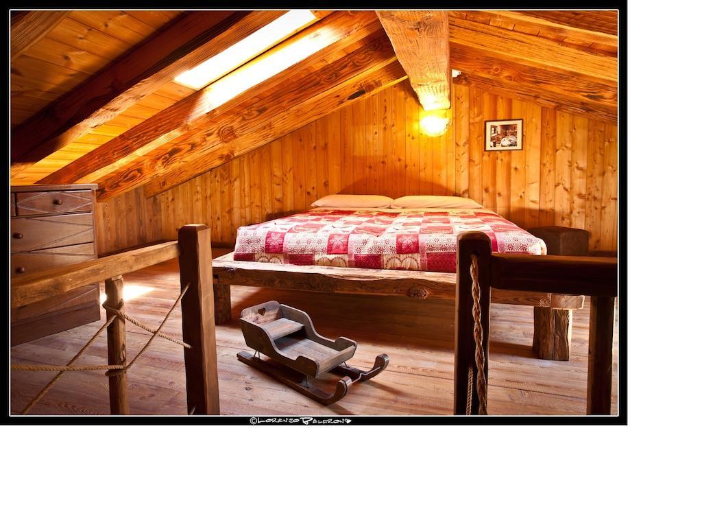 La Jolie Bergere Hotel 3*